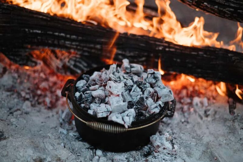 Longreach: Smithy's Outback Dinner and Show - Authenticity and Potential Drawbacks