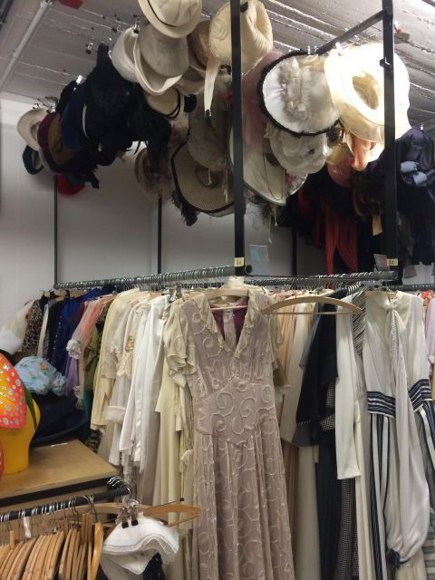 Look Behind the Scenes" - Leadership in the State Theater - Behind-the-Scenes Insights
