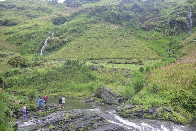 Loop The Ribboning Path Cut Into Mountainside - Tour Details