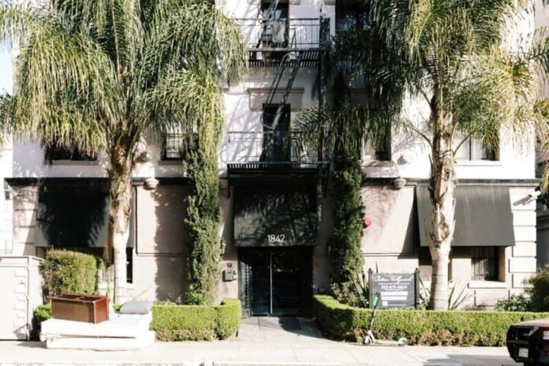 Los Angeles: Black Dahlia Hollywood Horror Limo Tour - Good To Know