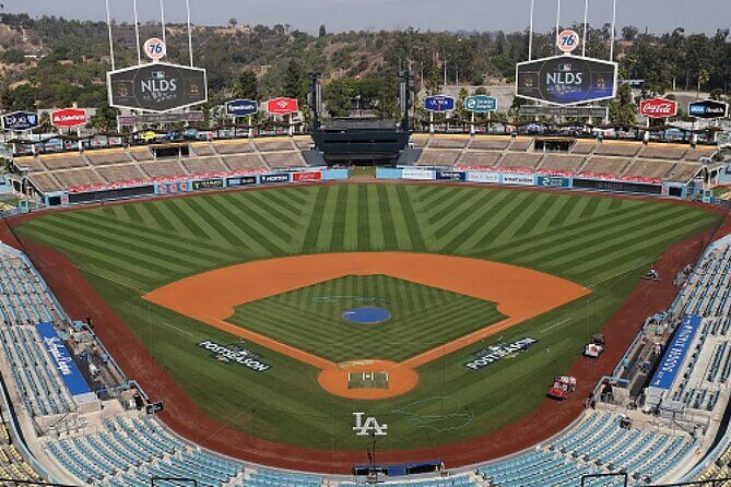 Los Angeles Dodgers Game with Japanese Speaking Concierge - The Experience in Detail