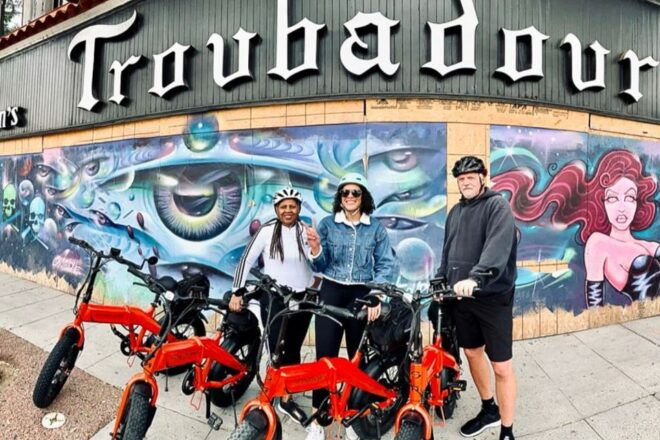 Los Angeles: Guided Beverly Hills E-Bike Tour - Language and Group Size