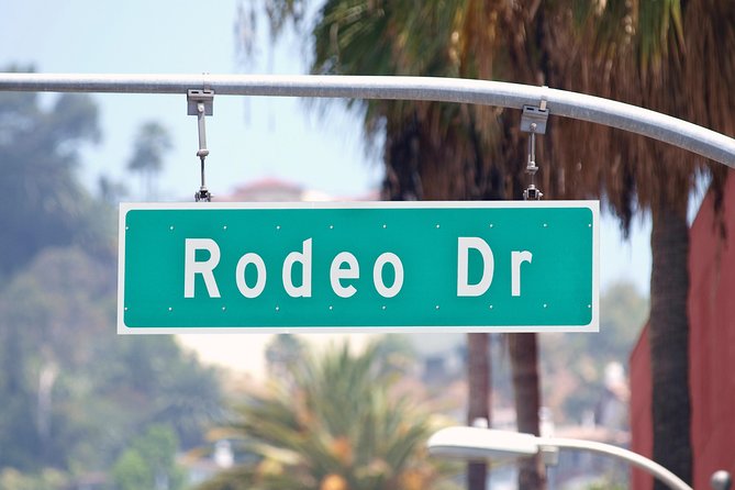 Los Angeles/Hollywood Private 7-Hours Private Day Trip. - RapidShuttle as a Trusted Transportation Provider