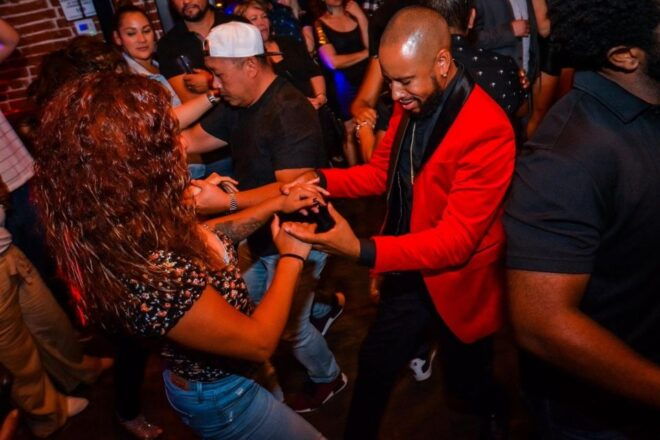 Los Angeles: Latin Dance Club Crawl Experience - Explore Various Latin Dance Clubs