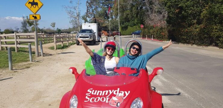 Los Angeles: Mini Car Self-Driving City Tour With a Guide - Activity Details
