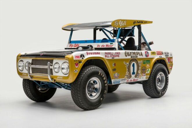 Los Angeles: Petersen Automotive Museum Private Tour - Interactive Experiences at the Cars Mechanical Institute