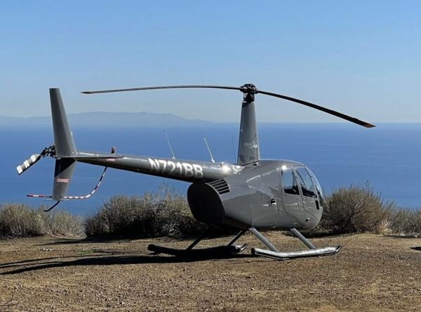Los Angeles Romantic Helicopter Tour With Mountain Landing - Common Questions