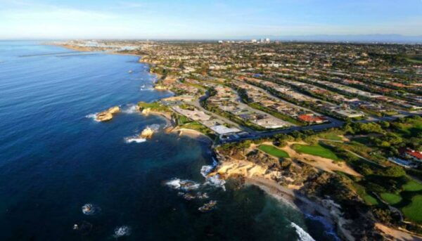 Los Angeles Romantic Helicopter Tour With Mountain Landing - The Sum Up