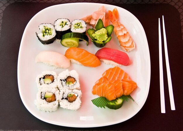 Los Angeles Scavenger Hunt Walking Tour and Game - Good To Know