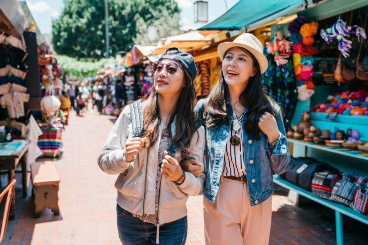 Los Angeles: Sightseeing Hop-On Hop-Off Bus and Audio Guide - Sightseeing Experience