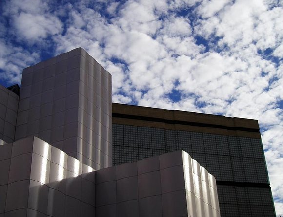 Los Angeles: The Pink Panther and the Case of the Missing Diamond - Uncovering the Mystery: The Missing Diamond