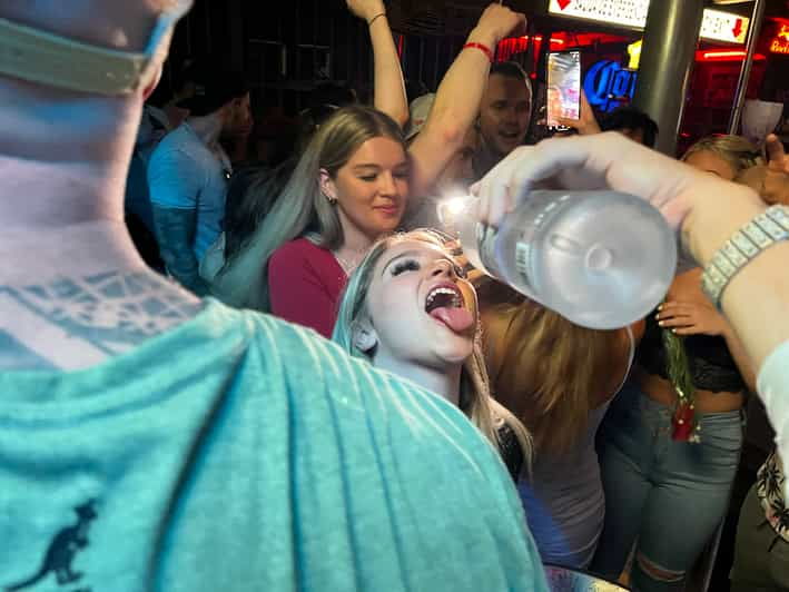 Los Cabos: Bar Crawl - Good To Know