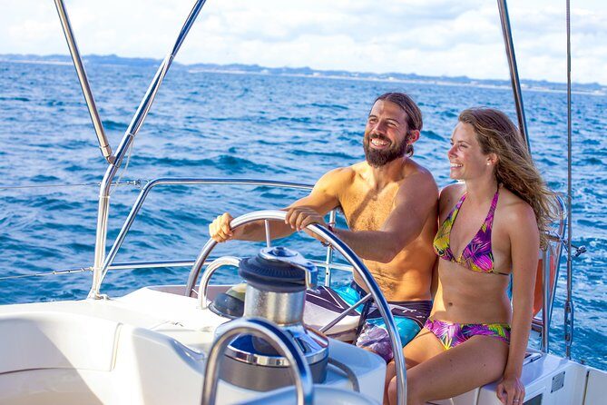 Los Cabos Luxury Sailing, Snorkel and Lunch Cruise - FAQ