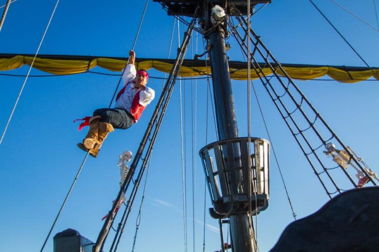 Los Cabos: Pirate Ship Sunset Cruise & Show With Dinner - Good To Know