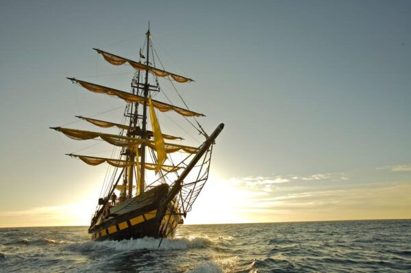 Los Cabos: Pirate Ship Sunset Cruise & Show With Dinner - Customer Reviews