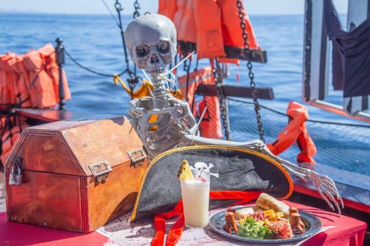 Los Cabos: Treasure Hunt Snorkel + Food and Drinks - Pirate-Themed Snorkeling