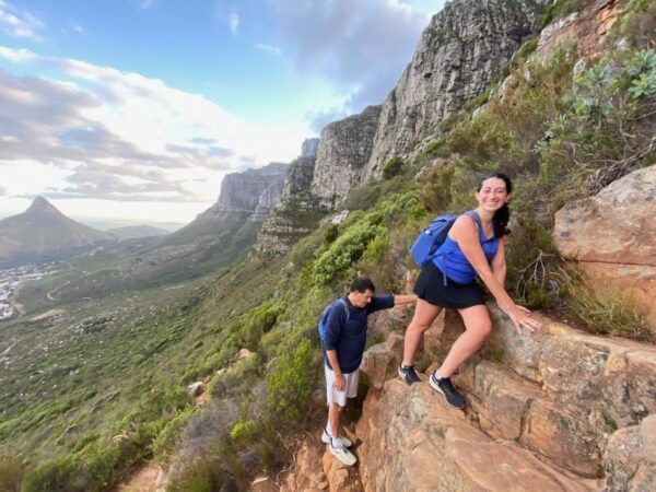 Lose the Crowds: Kasteelspoort & the Diving Board - Summit Triumph at Cable Car Station