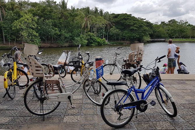 Lost in Bangkok : Green Lung Jungle Bicycle Ride With Lunch - Unveiling Hidden Gems in Bangkok