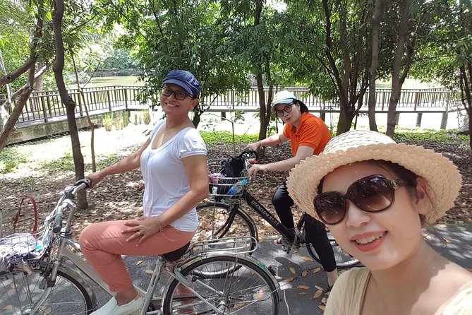 Lost in Bangkok : Green Lung Jungle Bicycle Ride With Lunch - Common Questions