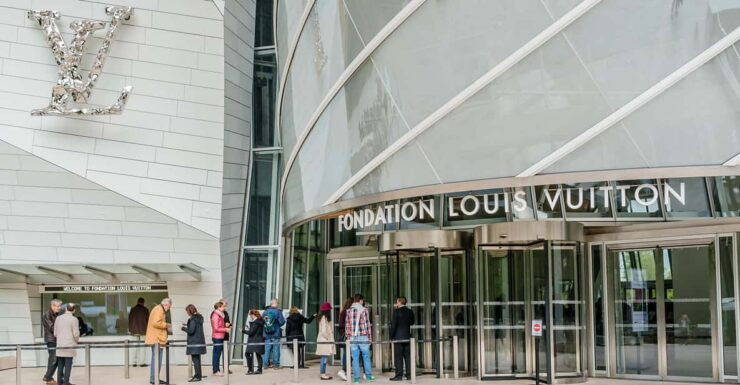 Louis Vuitton Foundation VIP Experience- From Central Paris - Key Points