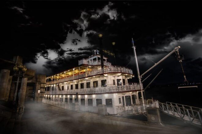 Louisville: Derby City Haunted Walking Tour - Ohio River Creature