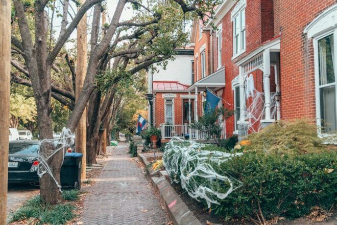 Louisville: NuLu District Food and History Tour - Historic Architecture: Thomas Edisons Occupied Home and More