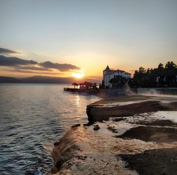 Loutra Edipsou: Yoga - Accessibility Features