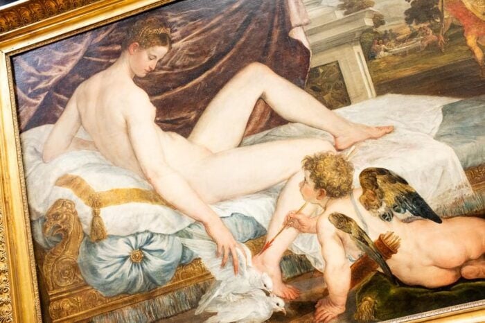 Louvre Art and Mysteries: Private Guided Tour (FR ENG ESP) - Frequently Asked Questions