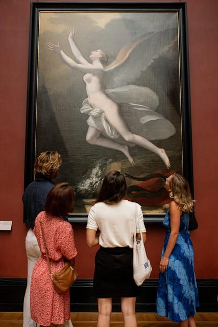 Louvre Highlights Guided Tour With Reserved Entry - Good To Know