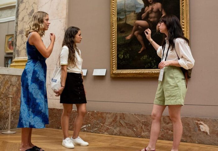 Louvre Highlights Guided Tour With Reserved Entry - Tips for Your Visit