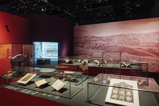 Louvre Museum Abu Dhabi Admission Ticket - Assistance and Support