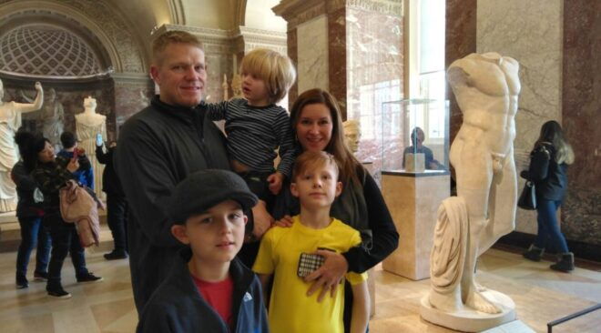 Louvre Museum Child-Friendly Private Tour for Families - Experience