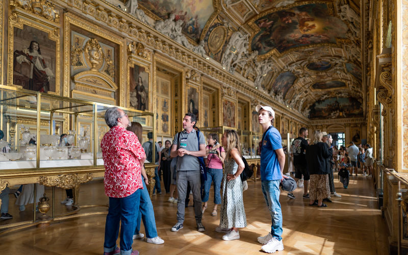 Louvre Museum guided tour with skip-the-line ticket - Why a guide can help at the Louvre