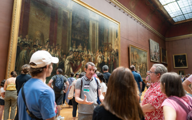 Louvre Museum guided tour with skip-the-line ticket - The evening-tour timing risk