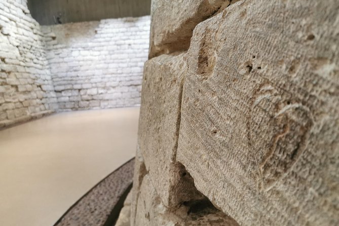 Louvre Museum Guided Tour With Skip-The-Line Tickets - The Sum Up