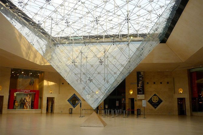 Louvre Museum Highlights: 2H Private Guided Tour - Pricing and Availability