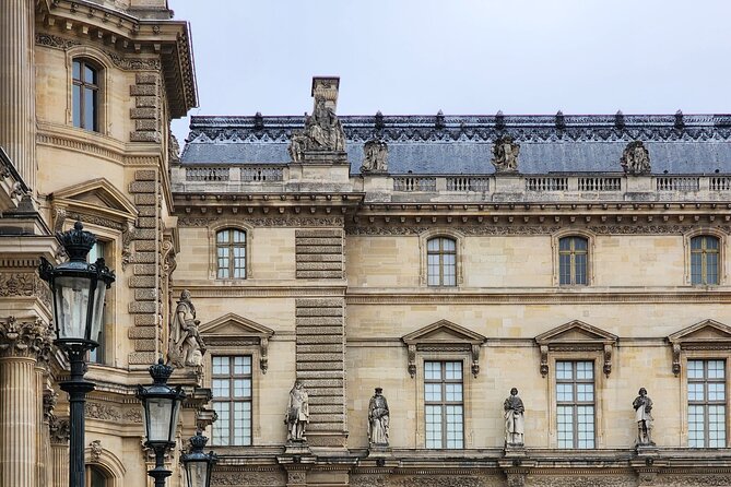 Louvre Museum Paris With Audio Guide in Different Languages - Must-See Artworks With Audio Guide Commentary