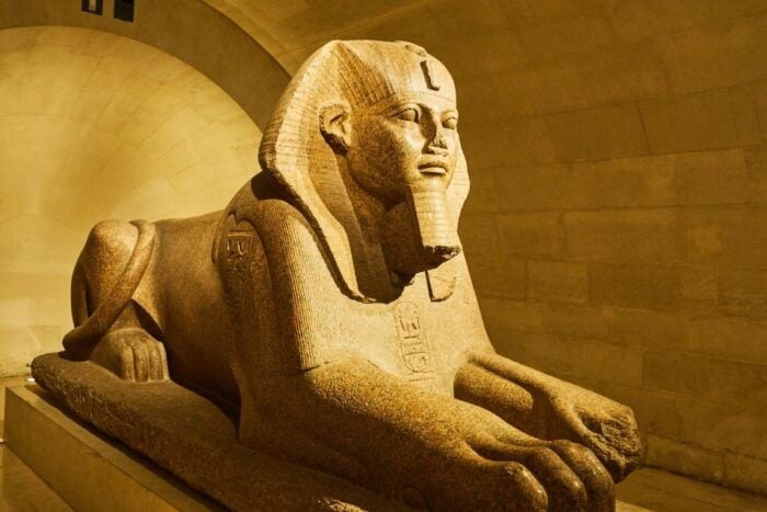 Louvre Private Guided Tour From Paris / Tickets Included - Frequently Asked Questions