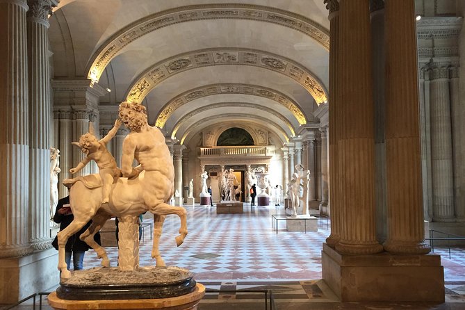 Louvre Private Tour - Date and Travelers