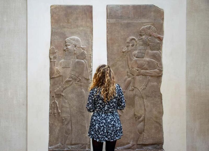 Louvre Private Tour: The Essentials and More w/ Expert Guide - The Guides: The Heart of the Experience