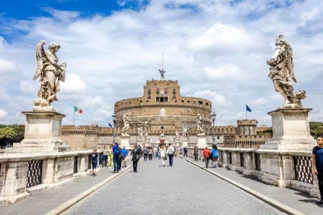 Love Affairs and Papal Power Small Group Tour Rome - Exploring Papal Influence
