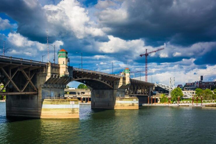 Love in the City of Roses: Romantic Tour in Portland - Tour Duration and Itinerary