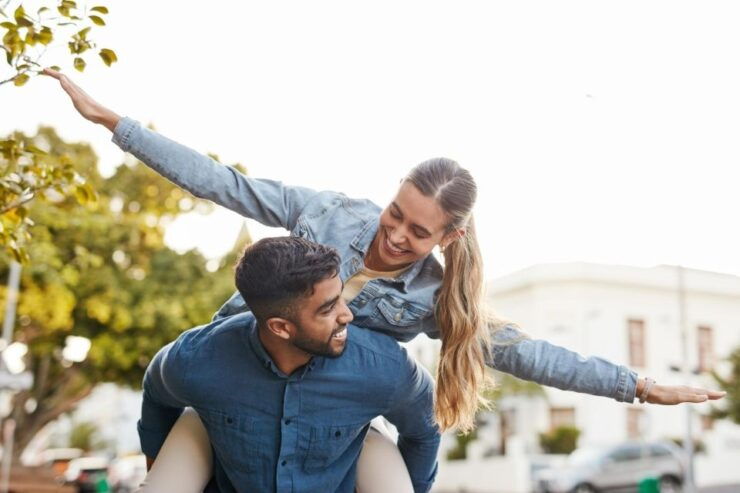 Love in the City: Pittsburgh's Enchanting Romantic Walk - Payment and Duration