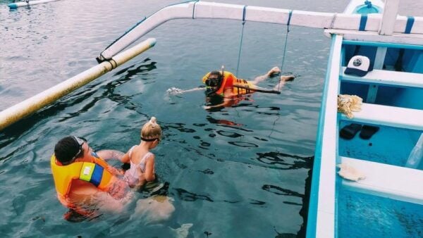 Lovina Dolphin and Snorkeling at Coral Reefs Tickets - Common Questions