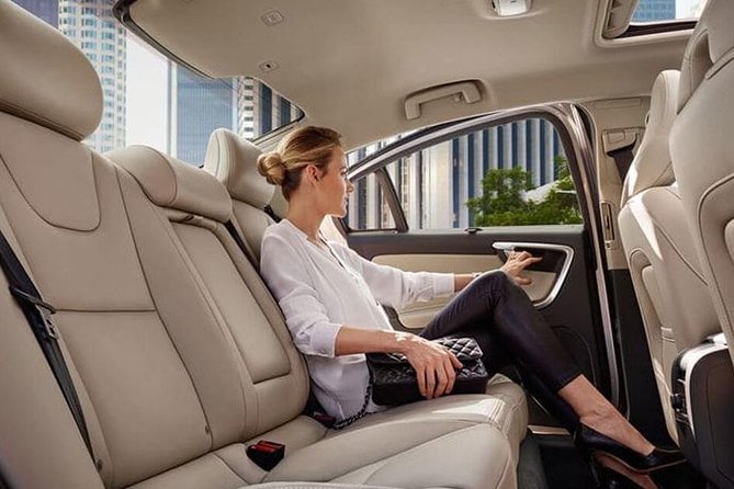 Low Cost :- Private Transfer Toronto Downtown to Niagara Falls Ont - Confirmation and Maximum Capacity
