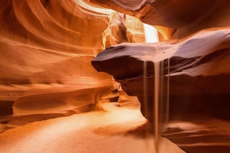 Lower Antelope Canyon, Horseshoe Bend & Lake Powell with Lunch,WIFI - Lower Antelope Canyon: stairs, light and close quarters