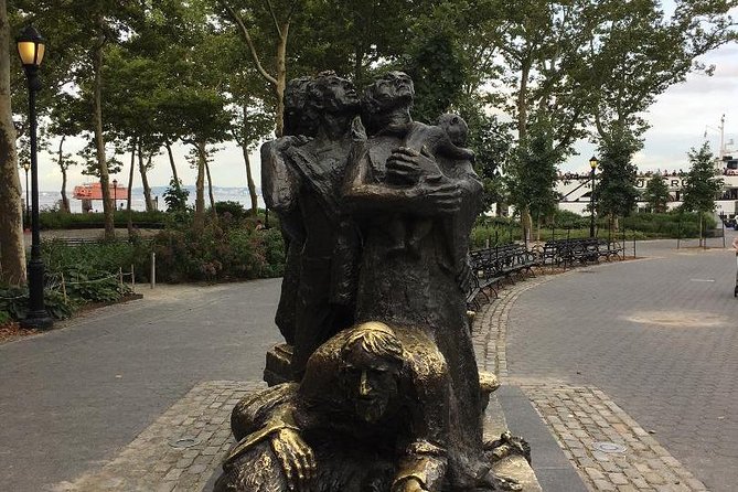 Lower Manhattan Tour With Statue of Liberty View - Reviews
