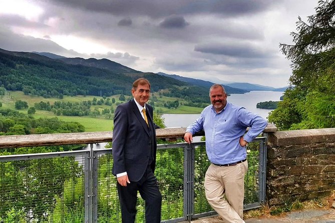 Lowlands & Highlands Whisky Distillery Private Luxury Day Tour - Scenic Stops: Castles and Lochs