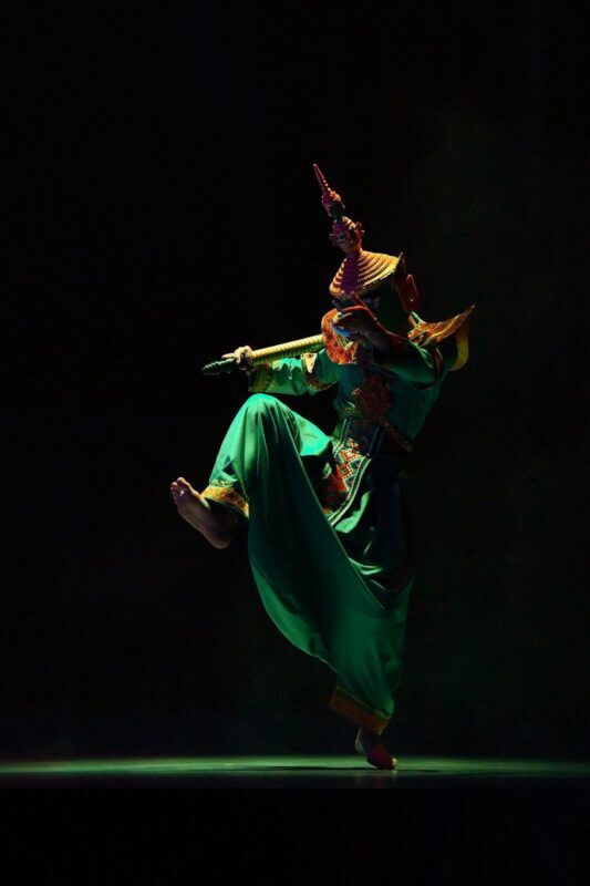 Luang Prabang: Buddhas Light Stage Show - A night of Buddhist stories in Luang Prabang