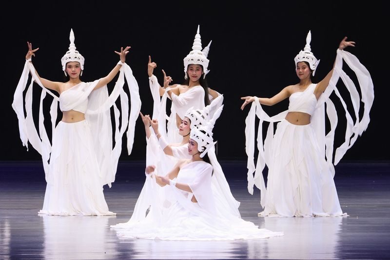 Luang Prabang: Buddhas Light Stage Show - Is the ticket worth the price?
